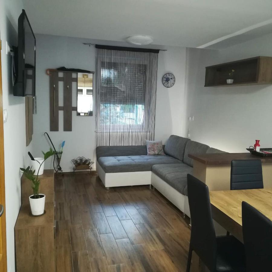 Golden Apartman Orosháza المظهر الخارجي الصورة